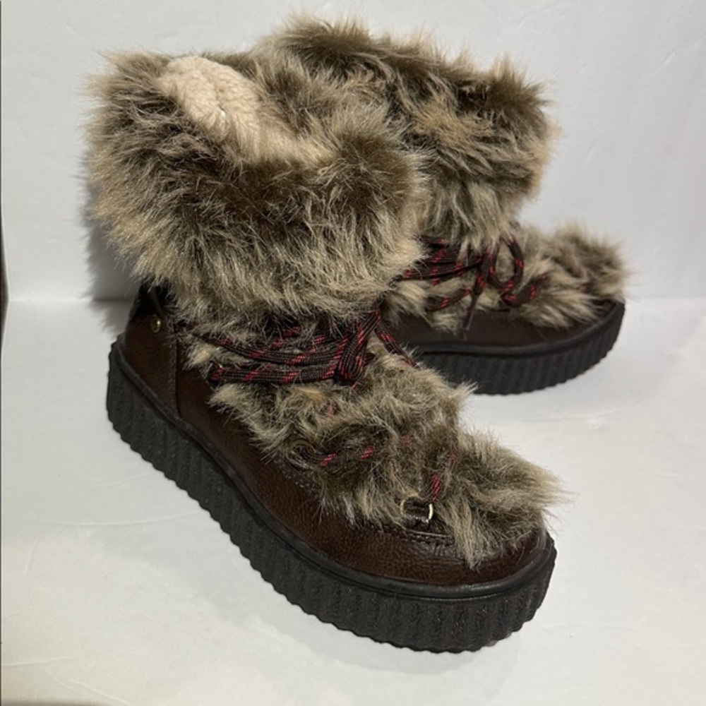 London Fog Thana faux fur winter ankle platform boot size 6